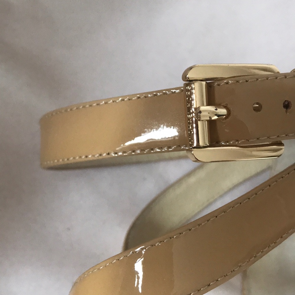 Michael Kors patent leather wedges - Picture 4 of 10